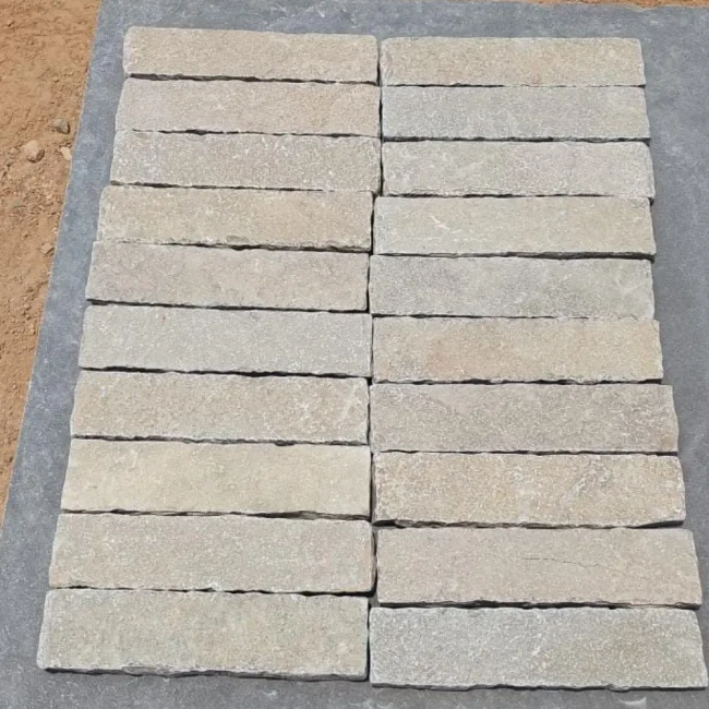 Przejdź do produktu Kamień ścienny/elewacyjny Tandur Yellow Limestone Naturalny Bębnowany 7x30x2 cm