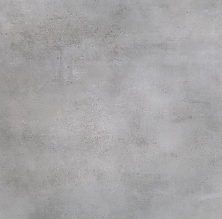 352