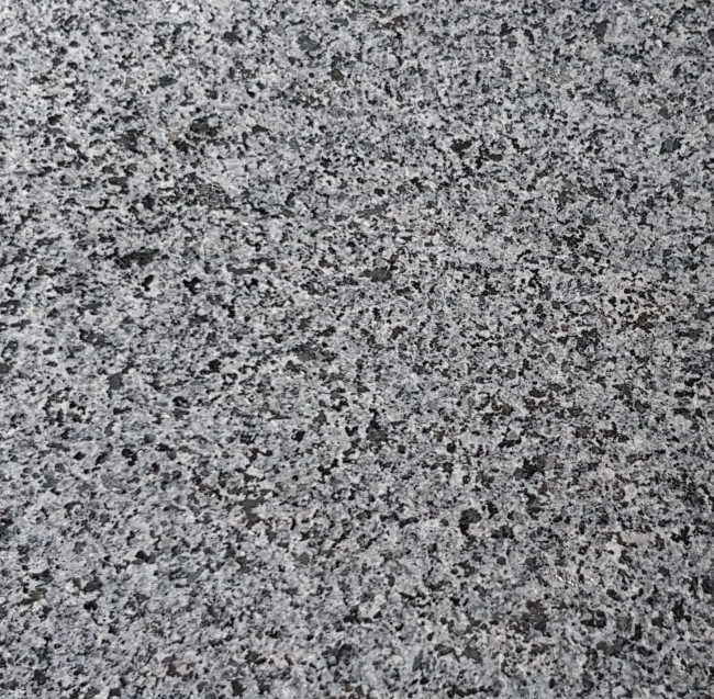 Przejdź do produktu Stopnica granitowa Dark Grey New G654 płomieniowana 150x33x2 cm