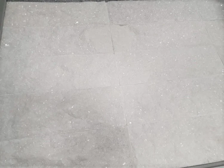 547.