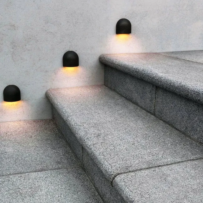 Przejdź do produktu Schodek Granitowy płomieniowany G603 100x35x2 stopnica Bullnose