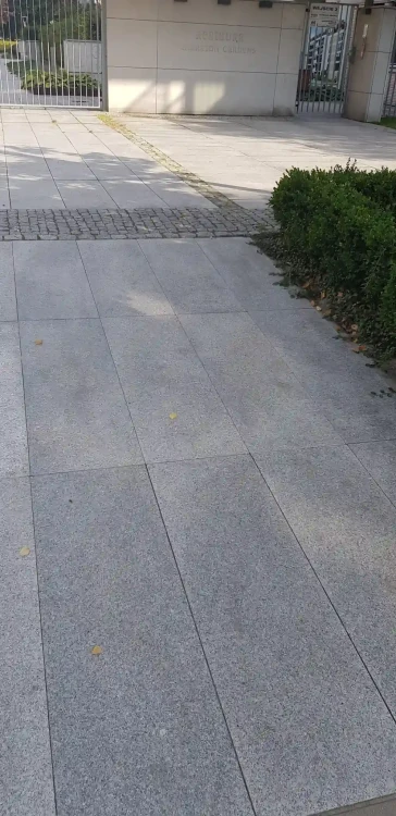 787.