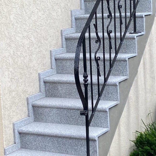 Przejdź do produktu Zestaw Stopnica - Stopień + Podstopień Granitowy Bullnose G603 135x35x2 / 135x15x2